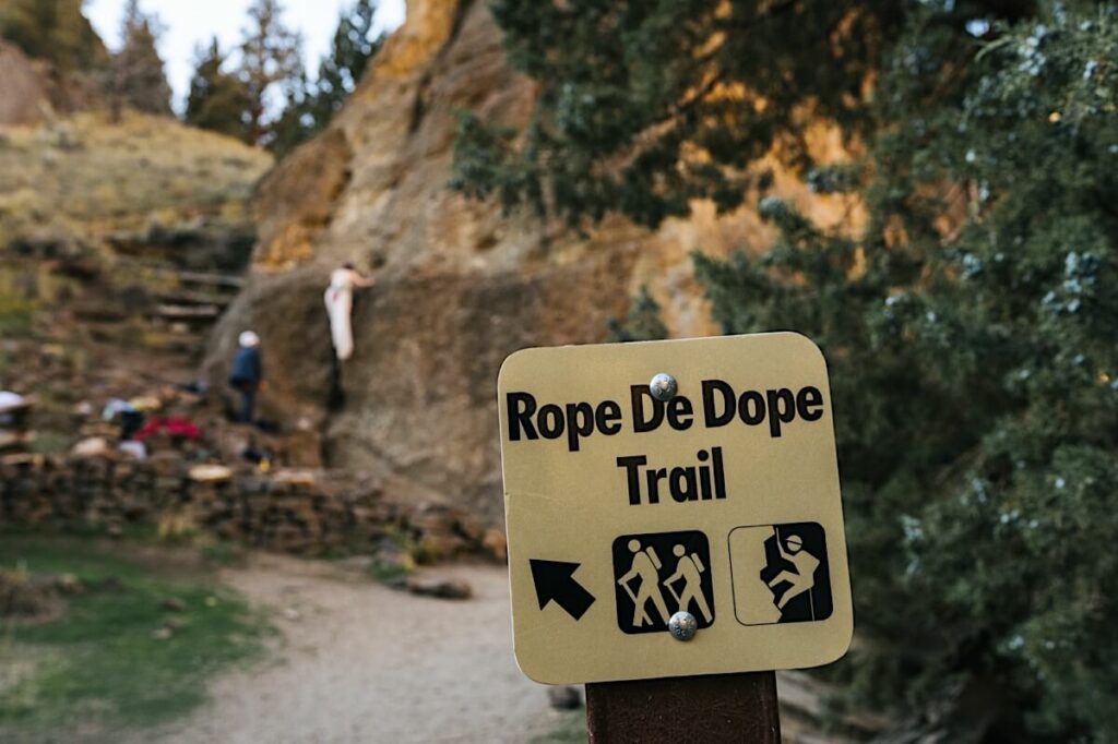 Rope De Dope Trail at Smith Rock State Park. 