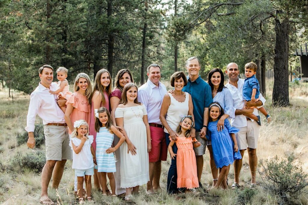 Extended family photo in Sunriver, Oregon.